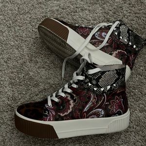 High top sneakers
